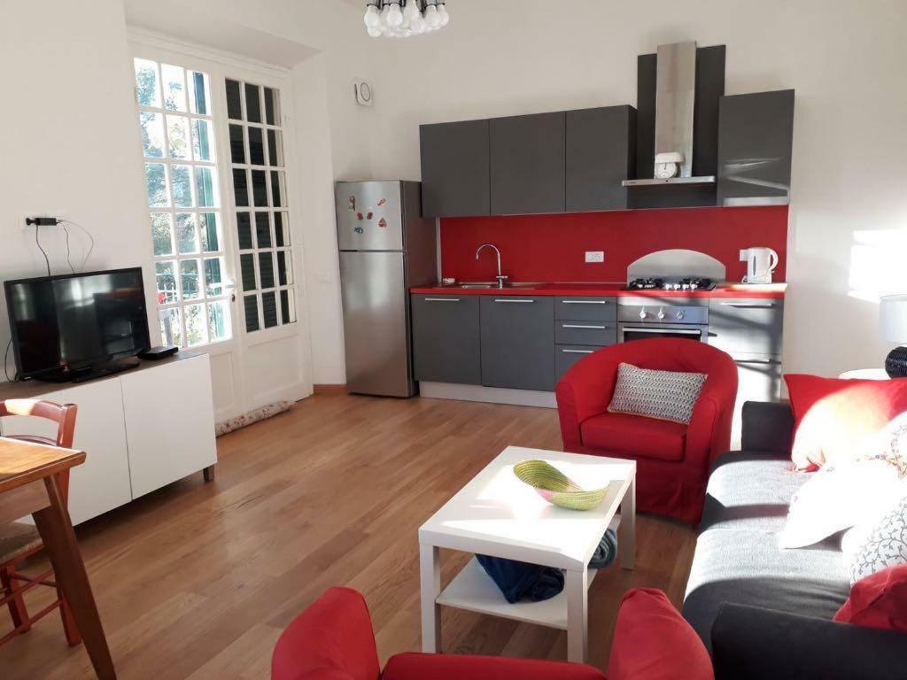 Apartamento Casa Al Mare Livorno Quercianella Exterior foto