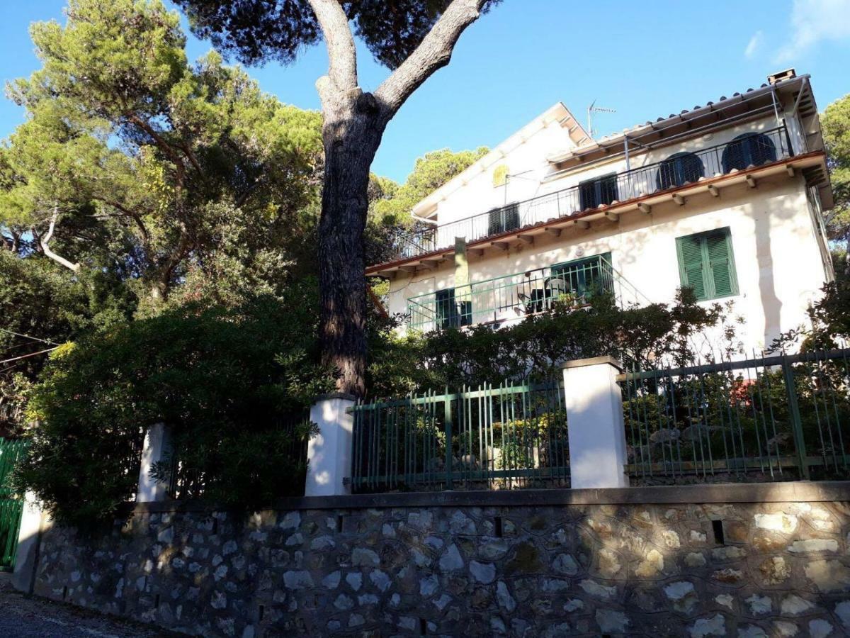 Apartamento Casa Al Mare Livorno Quercianella Exterior foto